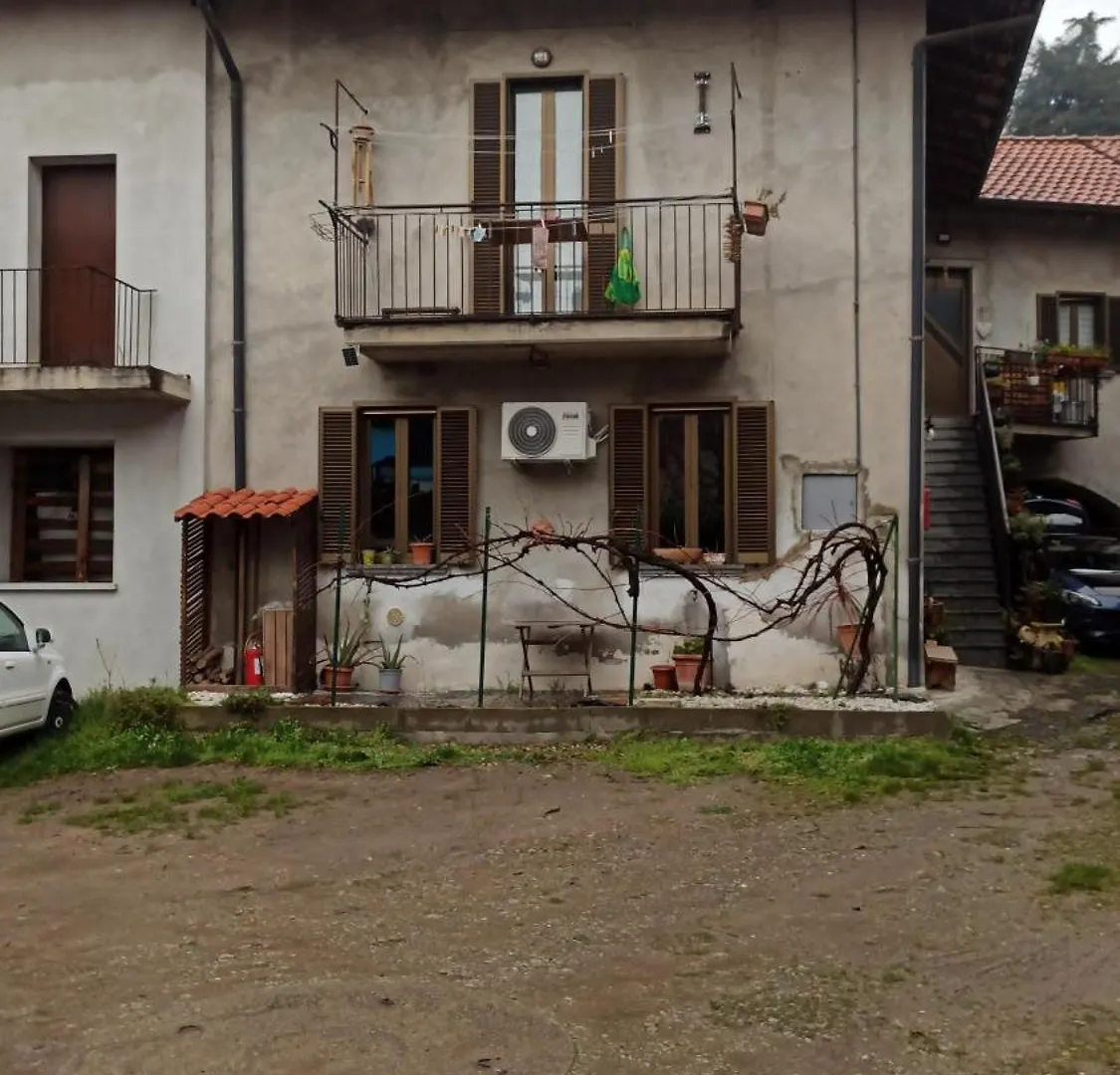 Sueza Tourist Apartment Relax, Nature And Comfort Cassago Brianza
