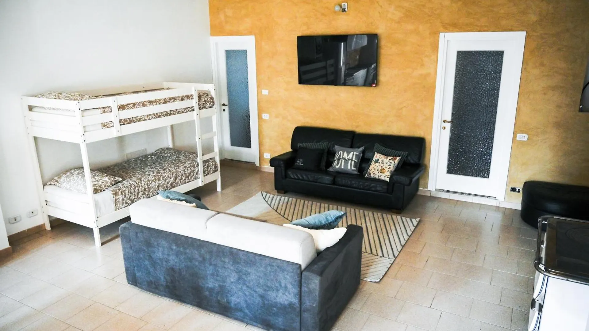 Sueza Tourist Apartment Relax, Nature And Comfort Cassago Brianza